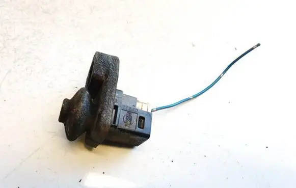 Nissan Primera Front door sensor 