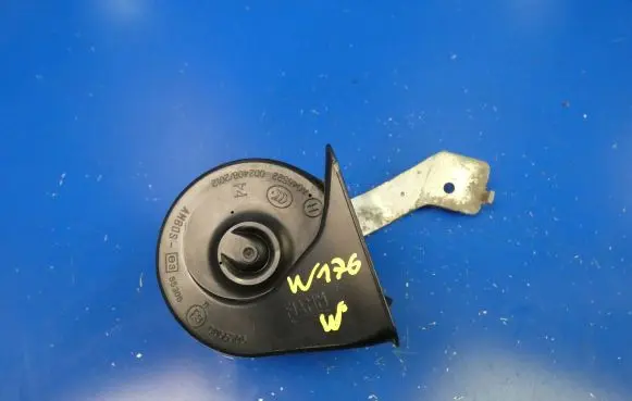 Mercedes-Benz A W176 Horn signal A0065428620 03500HZ 0727C08