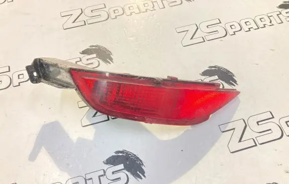 Ford C-MAX II Rear fog light 8A6115K273 009926