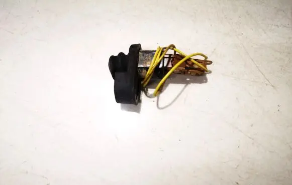 Subaru Forester SF Front door sensor 