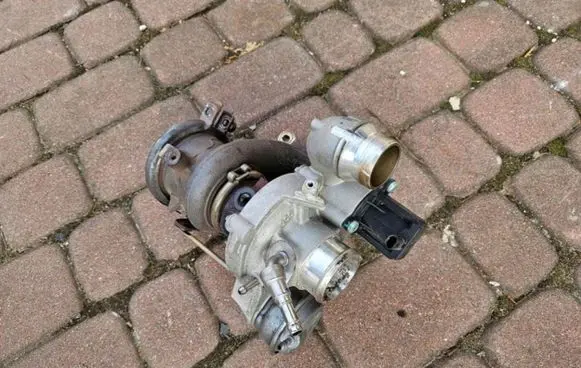 Opel Insignia B Turbo 12669064