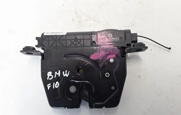 Loading door lock