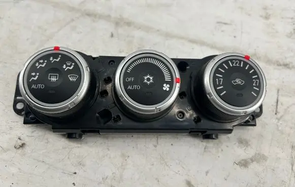Citroen C-Crosser Climate control unit 7820A082XA 8G04A 3853352