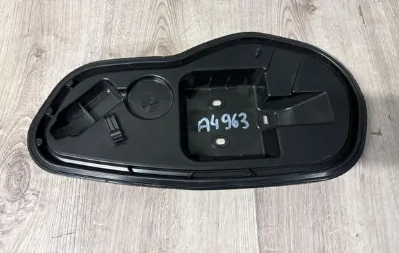 Skoda Superb B8 (3V) Other rear door trim element 3V0839915G