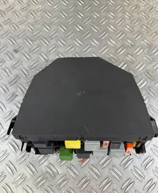 Mercedes-Benz E C207 W207 Fuse box set A2129009025