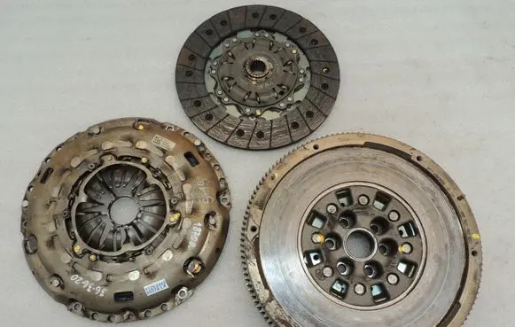 Skoda Superb B8 (3V) Clutch set kit 04L141031F 04L141015M