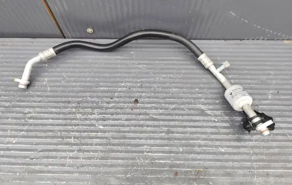 Dacia Sandero III Air conditioning (A/C) pipe/hose 924805740R