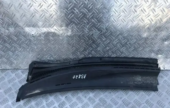 Toyota Corolla E120 E130 Wiper trim 5570902060 55709-02060