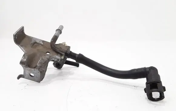 Mazda 3 I Fuel line pipe