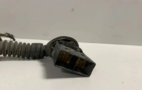 Ford Focus Rear door wiring loom 3M5T14240 A00000000 D4D22000949
