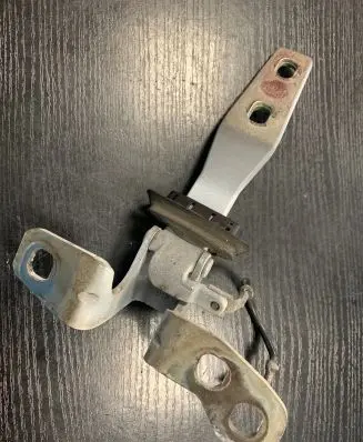 BMW X3 F25 Tailgate/trunk/boot hinge 7286073