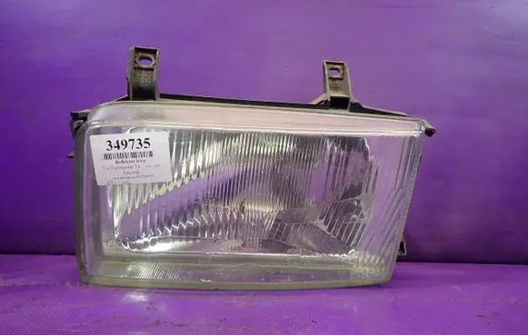 Volkswagen Transporter - Caravelle T4 Headlight/headlamp 302136