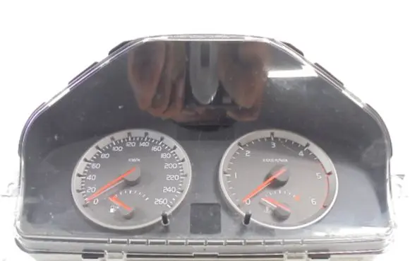 Volvo V50 Speedometer (instrument cluster) 30728645