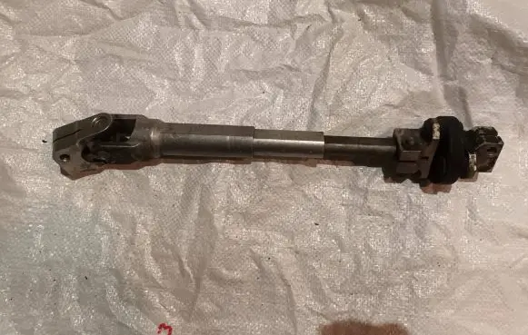 BMW 3 E46 Steering column universal joint 821045