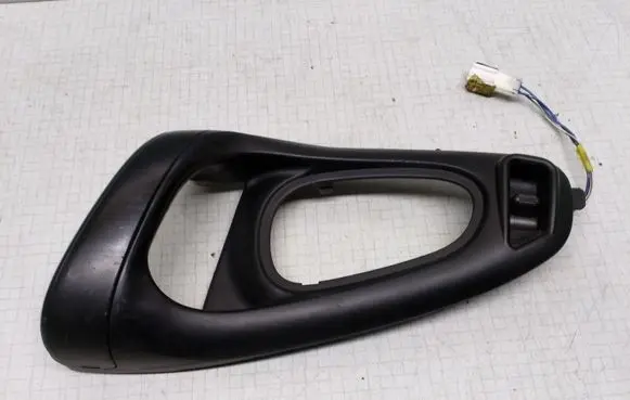 Mitsubishi Space Star Other front door trim element MR911617LHD