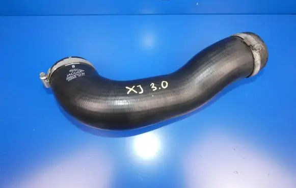 Jaguar XJ X351 Intercooler hose/pipe AW936F073AA D05WA