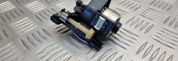 Audi A7 S7 4G Headlight level adjustment motor 1307220041 1301329842