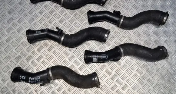 BMW 1 F20 F21 Intercooler hose/pipe 7597588