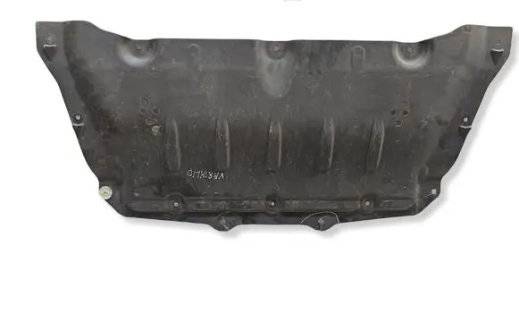 BMW 5 G30 G31 G38 Engine splash shield/under tray 7363730