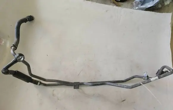BMW X6 E71 Power steering hose/pipe/line 6785421 P678542102