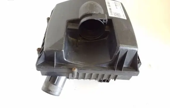 Nissan Primastar Air filter box 8200141448A