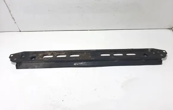 Volvo XC70 Bottom radiator support slam panel 31265124