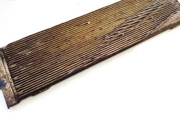 Volkswagen Touran I Fuel cooler (radiator)