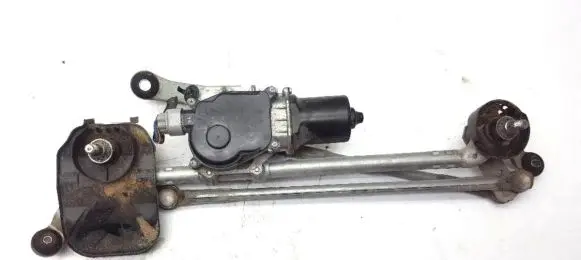 Infiniti Q50 Front wiper linkage and motor