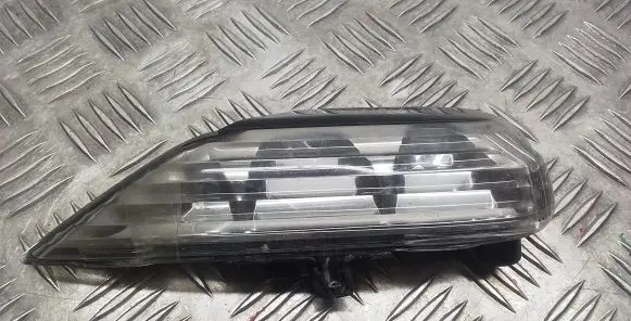 Subaru Legacy Mirror indicator light VC02015