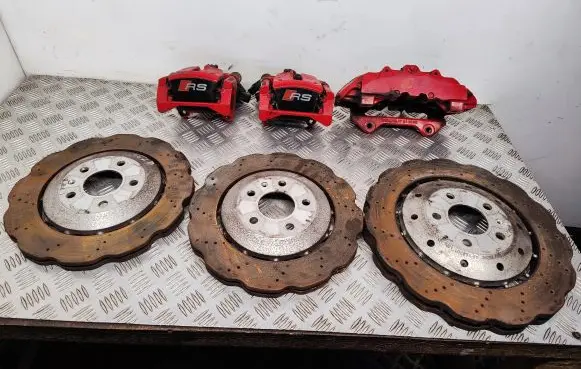 Audi RS4 B8 Brake discs and calipers set 8T0615107C 8T0615108C