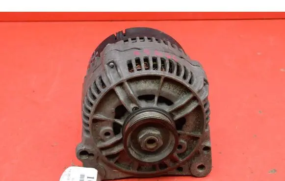 Volkswagen PASSAT B5 Generator/alternator 028903028F