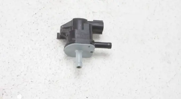 Toyota Auris E180 Turbo solenoid valve 90910-12276 136200-7010