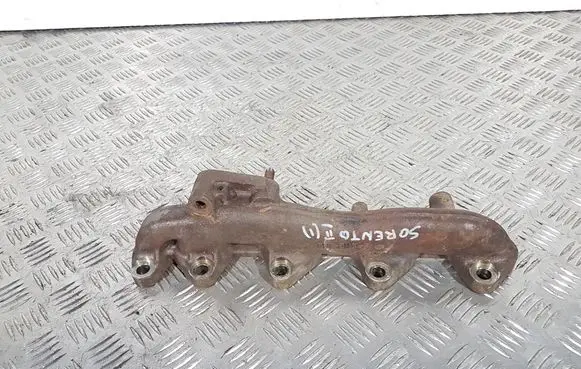 KIA Sorento Exhaust manifold