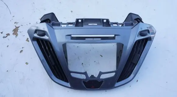 Ford Transit Custom Radio/GPS head unit trim 