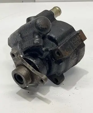Renault Kangoo I Power steering pump 26025012