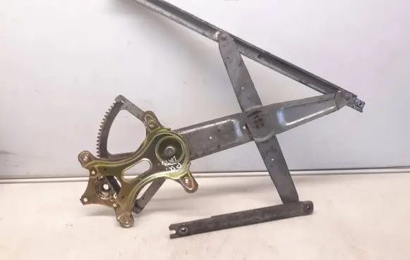 Lexus IS 200-300 Front window lifting mechanism without motor