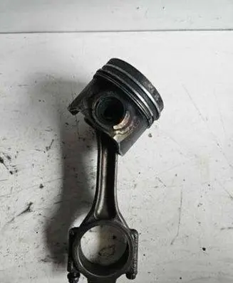 Volkswagen Transporter - Caravelle T5 Piston with connecting rod