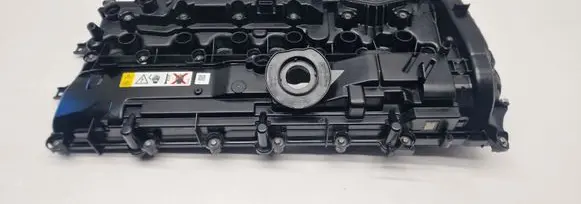BMW 8 G16 Rocker cam cover 11128680024 8680024 11128691779