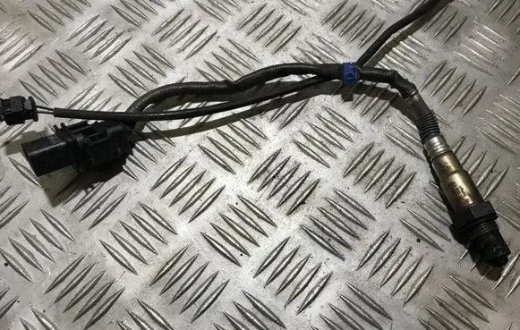 BMW 5 F10 F11 Lambda probe sensor 779160002 0281004018