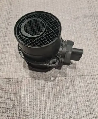 Volkswagen Jetta V Mass air flow meter 074906461B 0281002461
