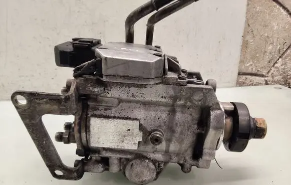 Fuel injection high pressure pump