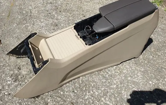 Mercedes-Benz ML W166 Center console