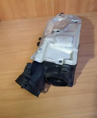 Infiniti Q50 Air filter box A6510901301 06609 FP0139