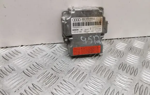 Audi A4 S4 B7 8E 8H Airbag control unit/module 8E0959655G