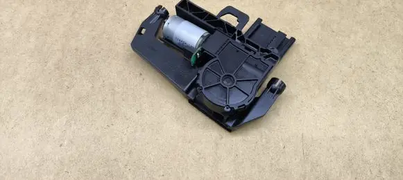 Mercedes-Benz S W221 Seat adjustment motor 0009700026