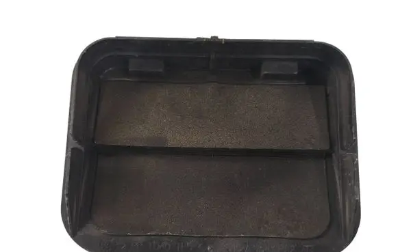 Tesla Model S Quarter panel pressure vent B280B62