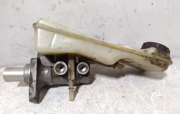 Ford Mondeo MK IV Master brake cylinder 03350890141 03350890131