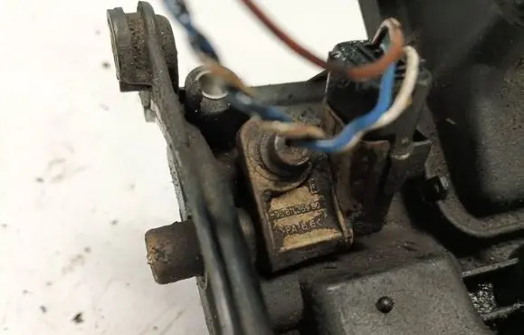 Citroen C-Crosser Camshaft position sensor 9661135980