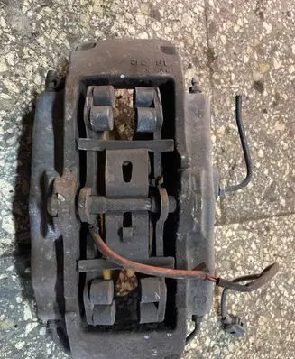 Audi Q7 4L Front brake caliper
