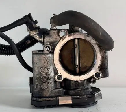 Opel Astra J Throttle body valve 55561495